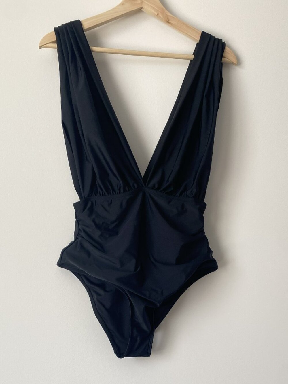 Cupshe Swimsuit Size L One Piece Sexy Shaping Black Vacation